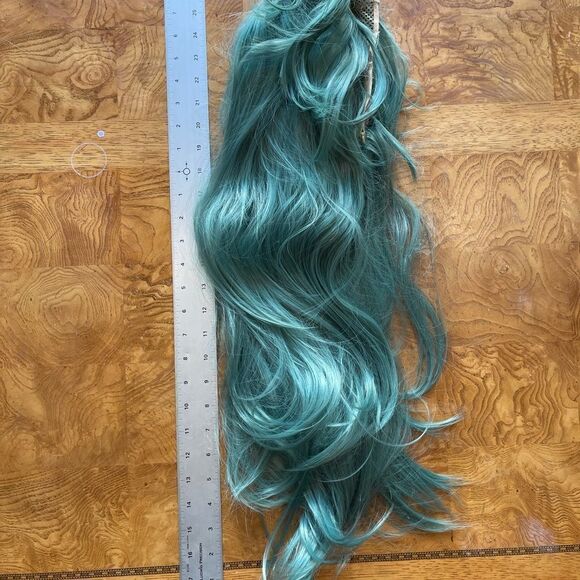? - Gorgeous lace cap teal green long fringe hair wig! main image 15